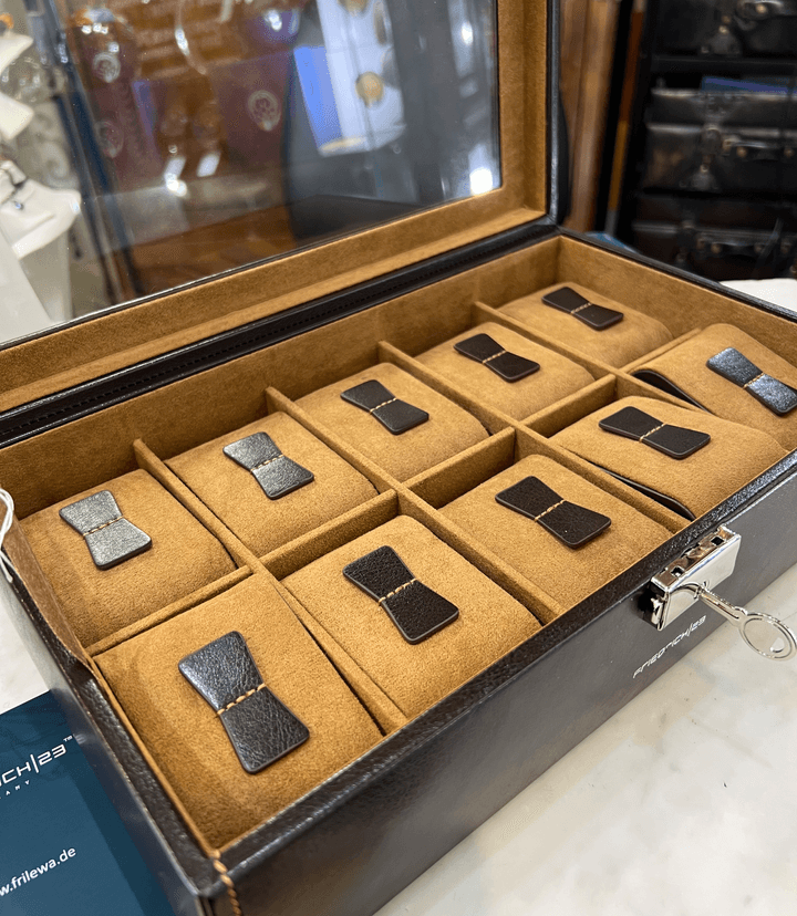 Coffret 10 Montres Simili Superbe